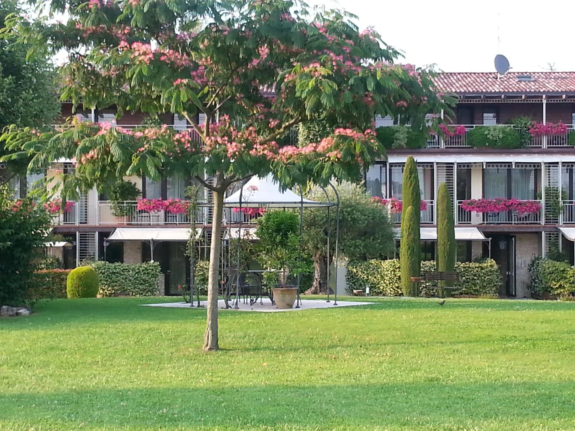 Ca Dell'Orto Rooms & Apartments Verona Exterior foto